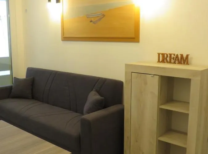 Petrarca شقة تّشيرفييا